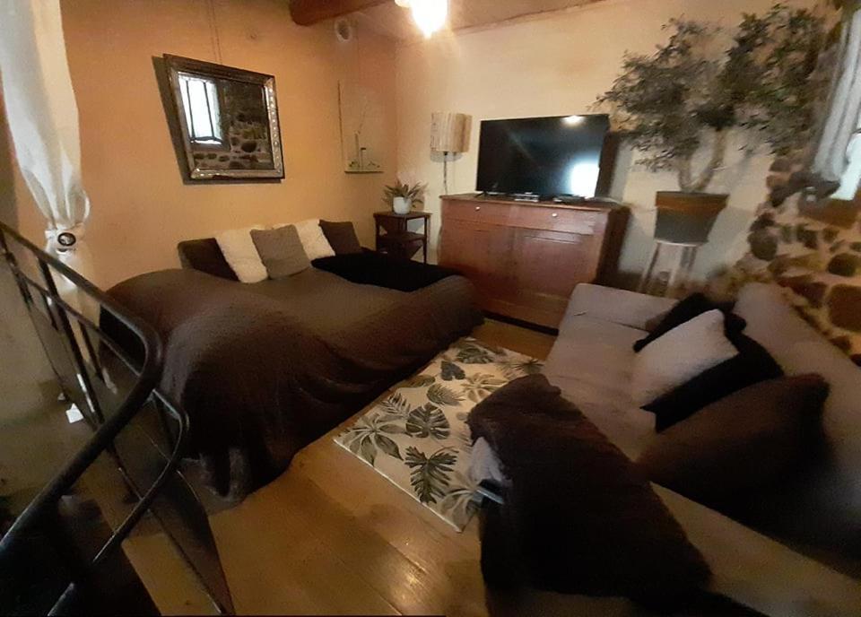 Joli Loft Dans Village Pittoresque Peret Ngoại thất bức ảnh